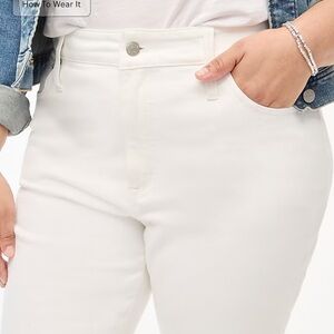 NWT j Crew curvy essential straight white jeans all day stretch size 35